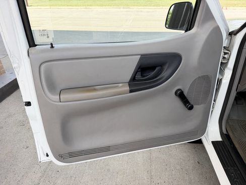 Used 2000 Ford Ranger XL RWD image 11