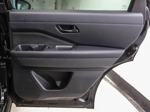 Used 2024 Nissan Pathfinder Rock Creek AWD/4WD image 26