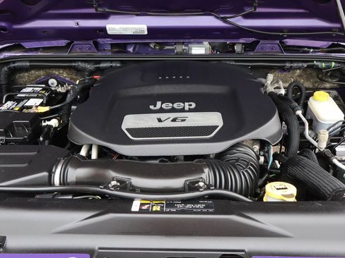 Used 2018 Jeep Wrangler Unlimited Sport AWD/4WD image 21