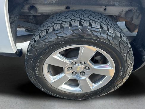 Used 2018 Chevrolet Silverado 1500 LT w/ Texas Edition RWD image 19