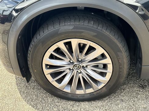 Used 2025 MAZDA CX-90 3.3 Turbo w/ Preferred Package AWD/4WD image 10