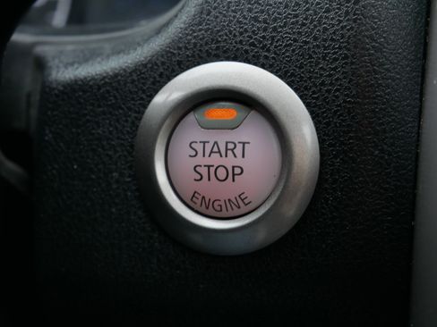 Used 2016 Nissan Versa Note S Plus image 30