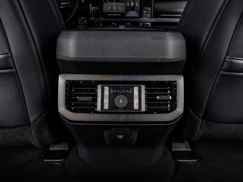 Used 2026 Ford F250 Platinum image 33