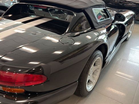Used 1996 Dodge Viper RT/10 RWD image 3