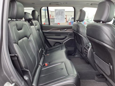 Used 2024 Jeep Grand Cherokee Limited 4xe image 40