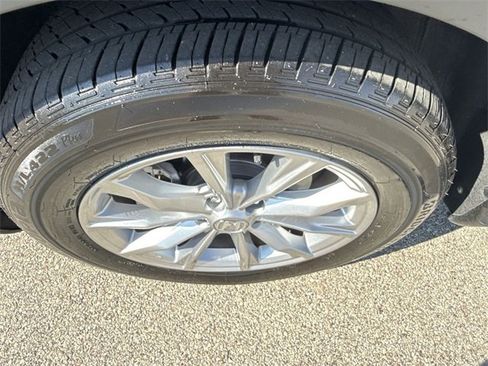 Used 2025 Honda CR-V EX image 17