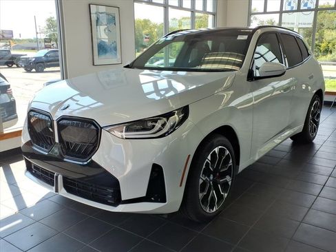 New 2025 BMW X3 xDrive30i w/ Premium Package image 3