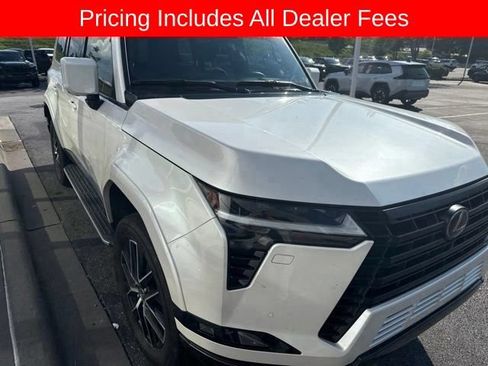 Used 2024 Lexus GX 550 w/ Accessory Package (31) AWD/4WD image 8