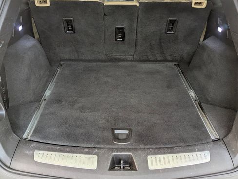 Used 2017 Cadillac XT5 Luxury w/ Driver Awareness Package image 22