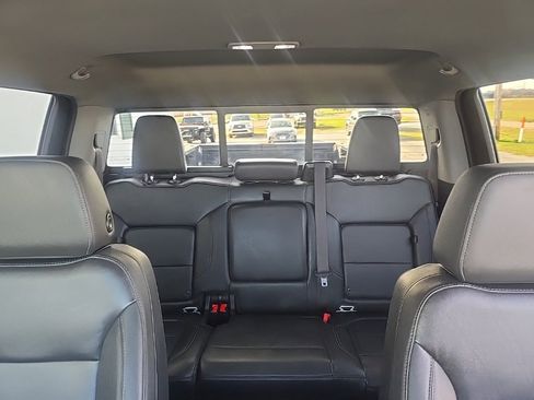 Used 2022 Chevrolet Silverado 2500 LT w/ Convenience Package image 18