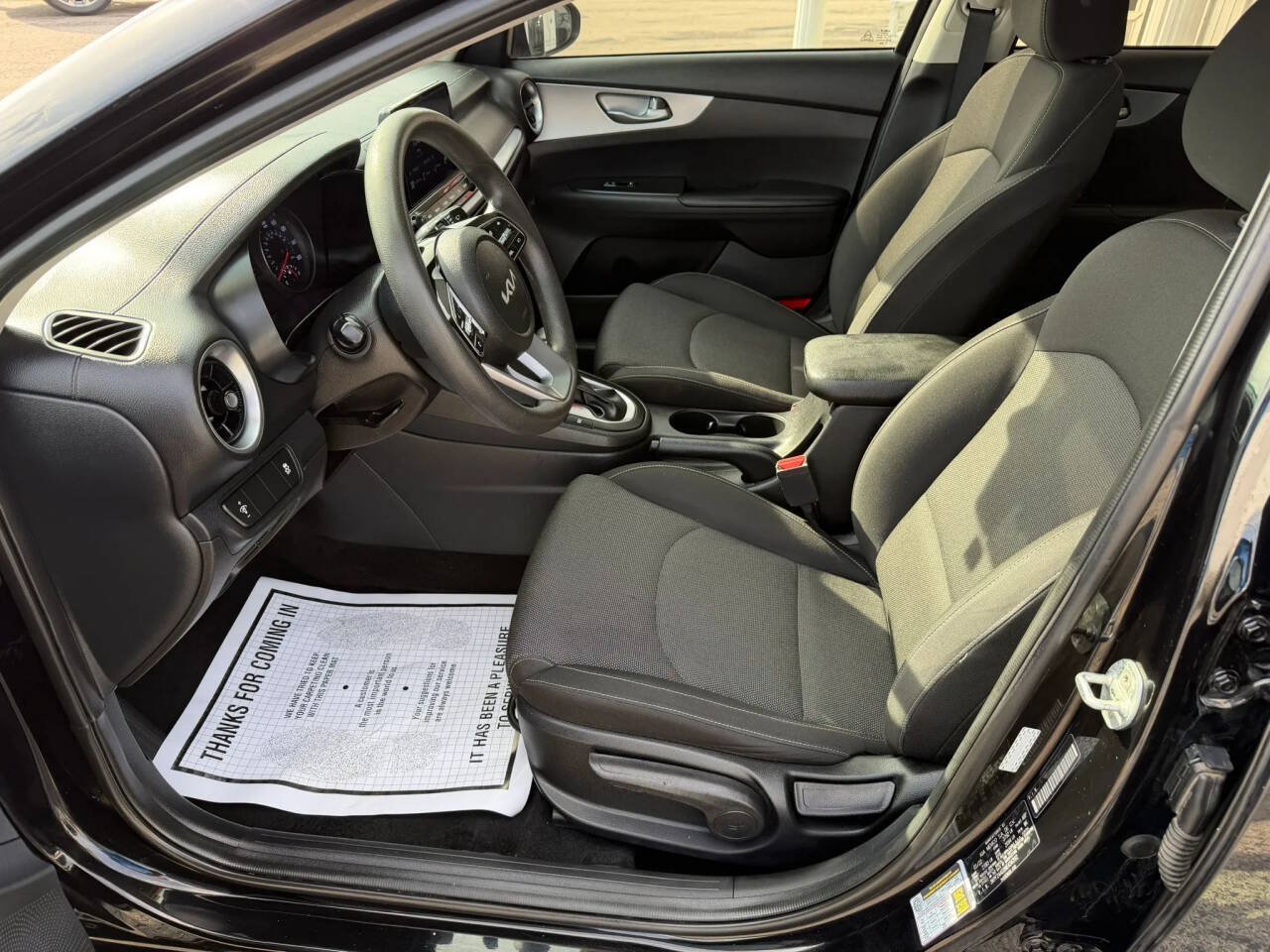 Used 2022 Kia Forte LXS FWD image 11