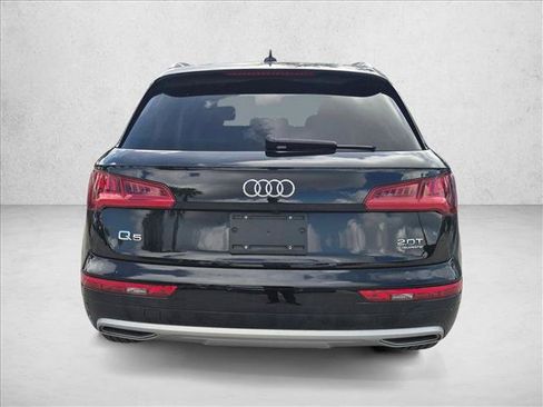 Used 2018 Audi Q5 2.0T Premium Plus w/ Premium Plus Package AWD/4WD image 6