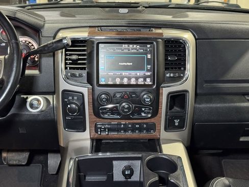 Used 2014 RAM 3500 Laramie w/ Convenience Group image 26