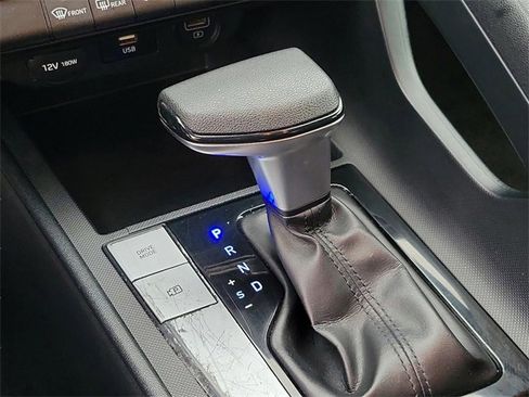 Used 2021 Hyundai Elantra SEL image 26