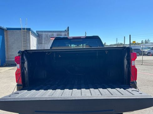 Used 2020 Chevrolet Silverado 1500 LT Trail Boss AWD/4WD image 22