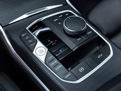 Used 2025 BMW 430i Convertible image 18