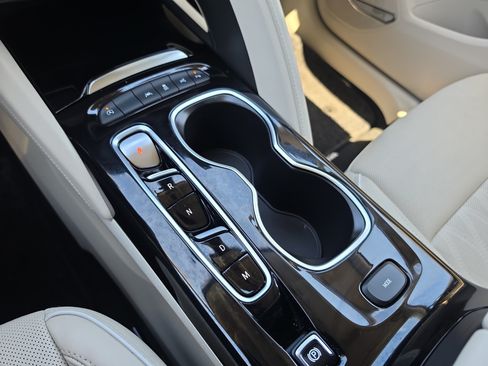 Certified 2023 Buick Envision Avenir FWD image 30