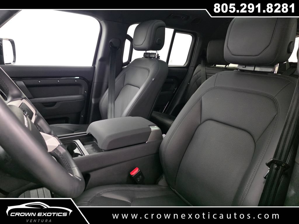 Used 2023 Land Rover Defender 130 SE AWD/4WD image 27