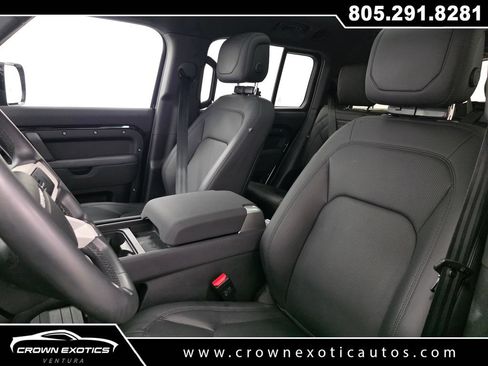 Used 2023 Land Rover Defender 130 SE AWD/4WD image 27