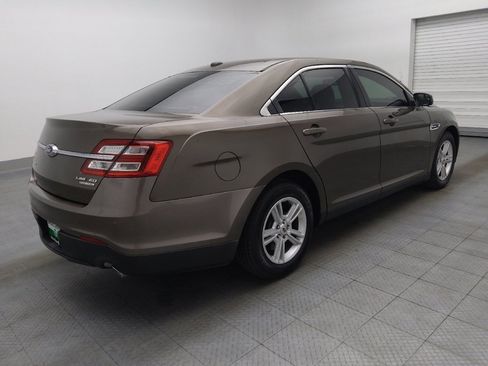 Used 2015 Ford Taurus Limited FWD image 10