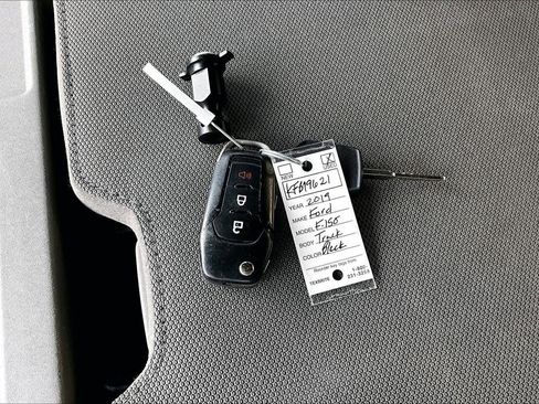 Used 2019 Ford F150 XLT image 15