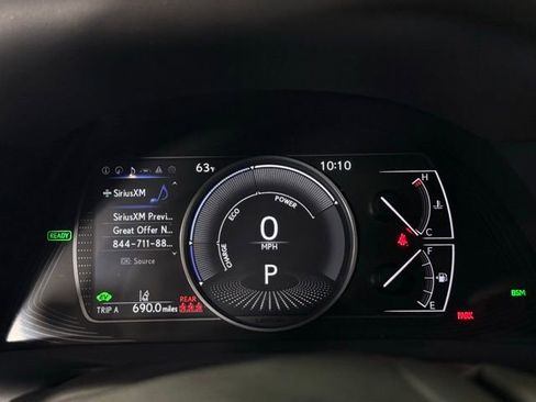 Certified 2025 Lexus ES 300h w/ Premium Package image 27