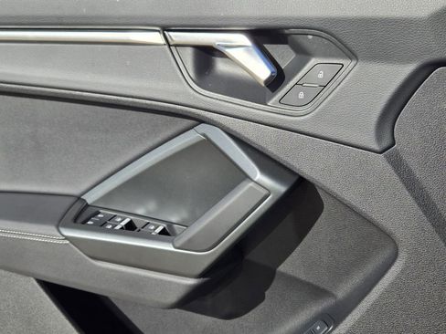 Certified 2025 Audi Q3 2.0T Premium w/ Convenience Package image 27