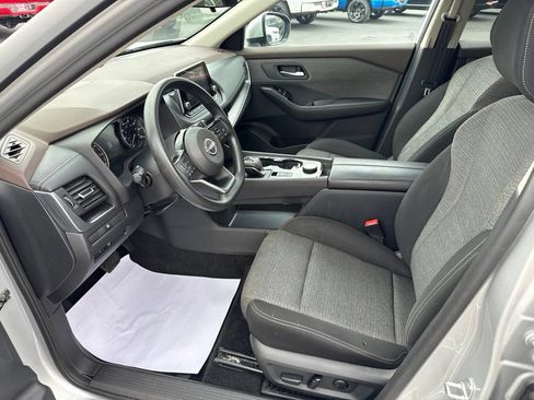 Used 2023 Nissan Rogue SV AWD/4WD image 11