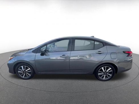 Used 2025 Nissan Versa SV FWD image 9