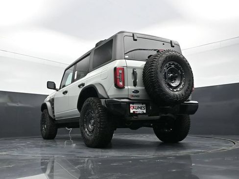 Used 2024 Ford Bronco Everglades AWD/4WD image 48