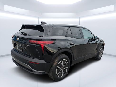 New 2024 Chevrolet Blazer EV LT image 3