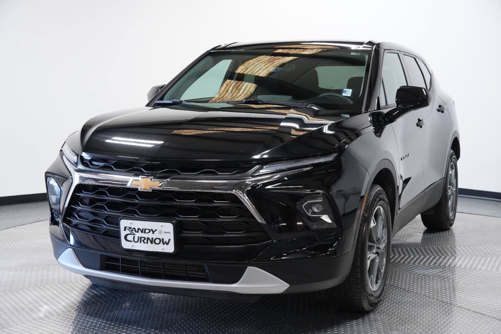 Used 2025 Chevrolet Blazer LT AWD/4WD image 3