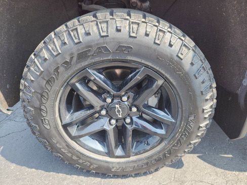 Used 2022 Chevrolet Silverado 1500 LT Trail Boss w/ Safety Package image 10