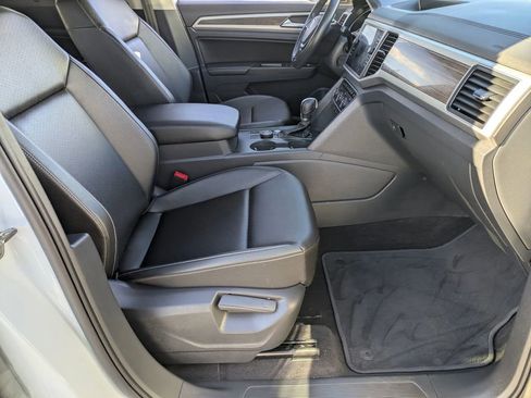 Used 2019 Volkswagen Atlas SE image 43