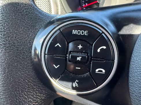 Used 2020 Kia Soul LX FWD image 10