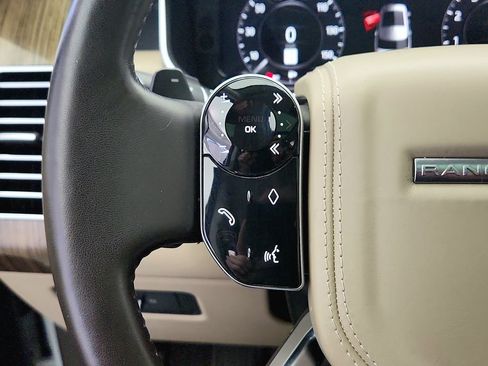 Used 2019 Land Rover Range Rover HSE image 21