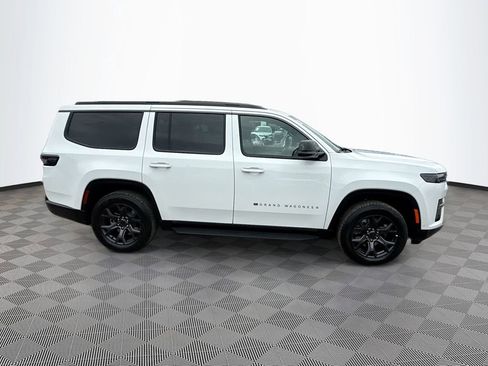 New 2026 Jeep Grand Wagoneer Limited AWD/4WD image 4