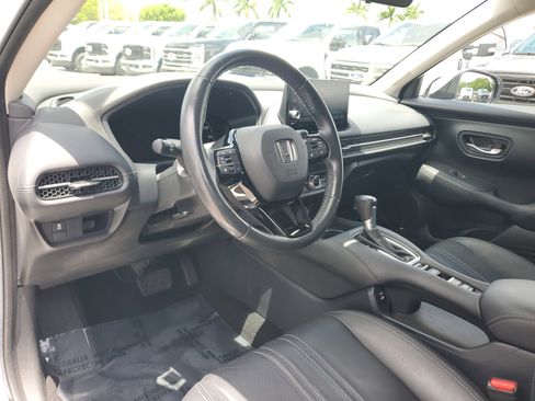 Used 2024 Honda HR-V EX-L image 12