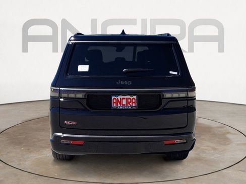 New 2026 Jeep Grand Wagoneer L Limited AWD/4WD image 9