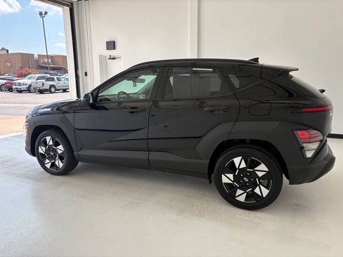 Used 2024 Hyundai Kona SEL FWD image 15