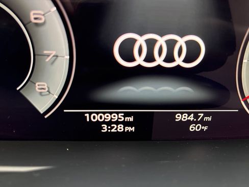 Used 2023 Audi Q7 3.0T Premium AWD/4WD image 21