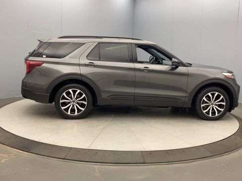 Used 2020 Ford Explorer ST w/ Premium Technology Package AWD/4WD image 6