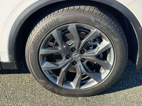 Used 2023 Acura MDX A-Spec image 9