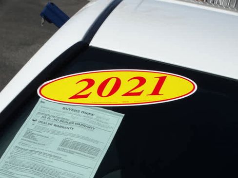 Certified 2021 Toyota Camry LE image 6