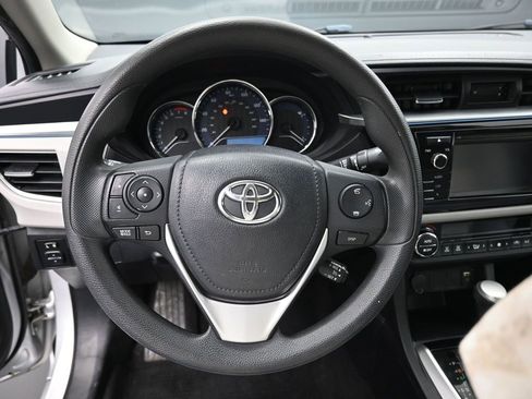 Used 2014 Toyota Corolla LE image 14