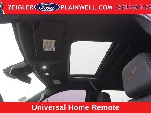 Used 2024 Chevrolet Silverado 2500 High Country AWD/4WD image 6