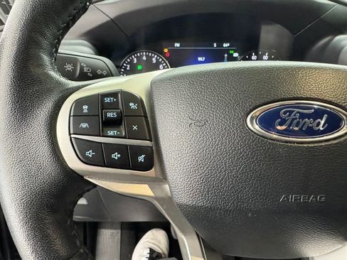 Used 2022 Ford Explorer XLT w/ Equipment Group 202A RWD image 22