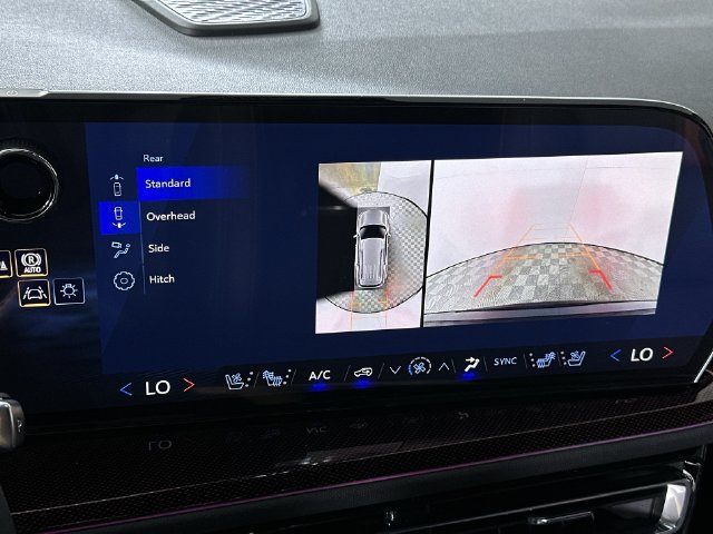 New 2027 Chevrolet Traverse RS w/ LPO, Floor Liner Package FWD image 16
