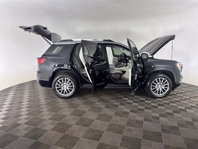 Used 2026 GMC Terrain Denali AWD/4WD image 13