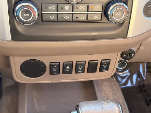 Used 2017 Nissan Frontier SV w/ SV Value Truck Package RWD image 26